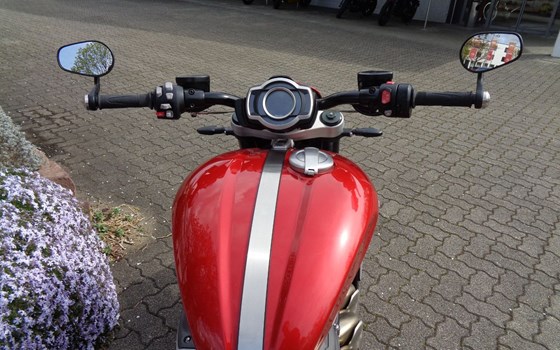 Gebrauchtmotorrad Triumph Rocket 3 R - Bild 7