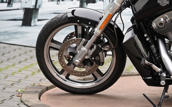 Gebrauchtmotorrad Harley-Davidson V-Rod Muscle VRSCF - Bild 10