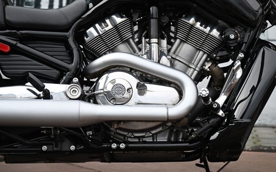 Gebrauchtmotorrad Harley-Davidson V-Rod Muscle VRSCF - Bild 4