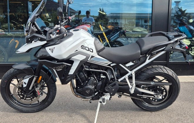 Triumph Tiger 900 GT