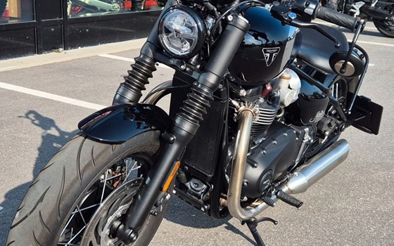 Gebrauchtmotorrad Triumph BONNEVILLE BOBBER CHROME EDITION - Bild 2