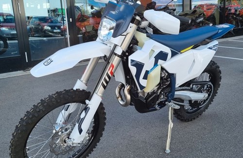 Neumotorrad Husqvarna FE 450