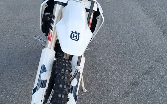 Neufahrzeug Husqvarna FE 450 - Bild 3