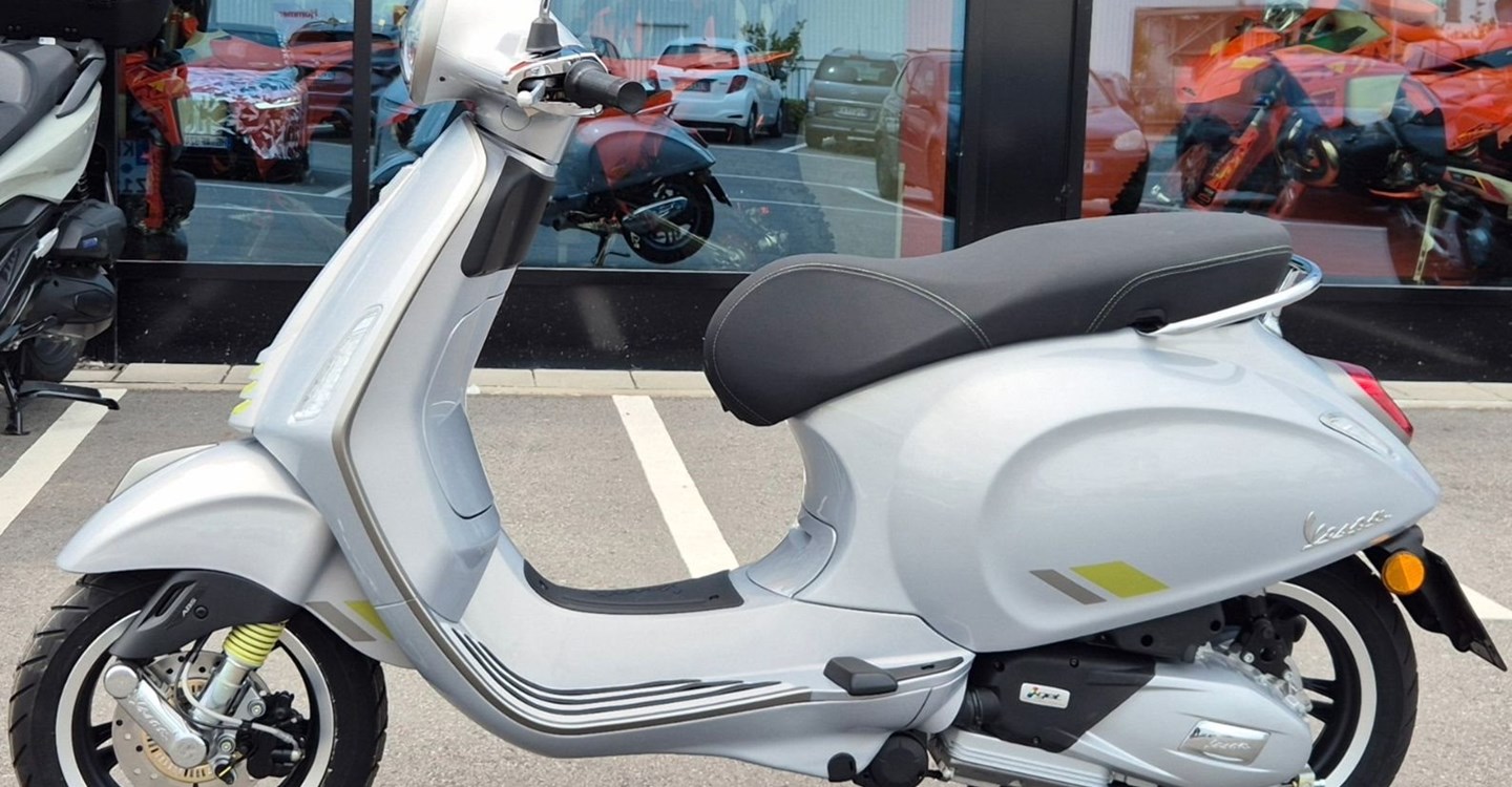 Angebot Vespa Primavera 125 75th