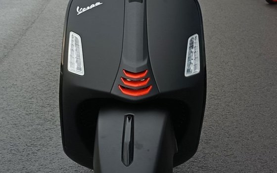 Neufahrzeug Vespa GTS 125 i.e. Super Sport - Bild 5