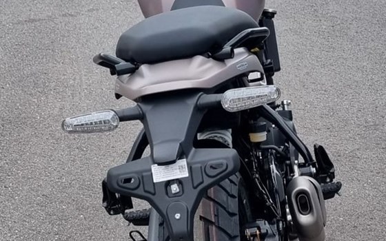 Neufahrzeug Royal Enfield Guerrilla 450 - Bild 3