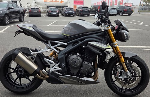 Gebrauchtmotorrad Triumph Speed Triple 1200 RS