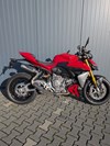 Ducati Streetfighter V2 S