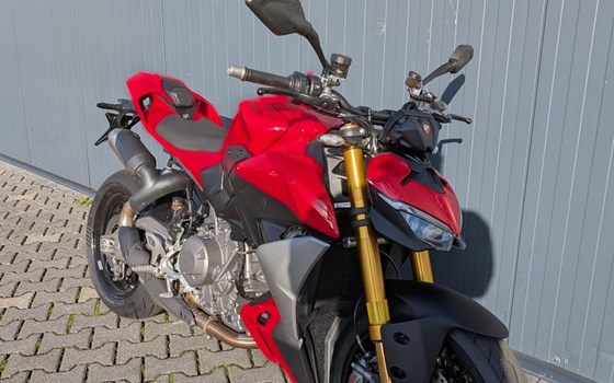 Gebrauchtmotorrad Ducati Streetfighter V2 S - Bild 2