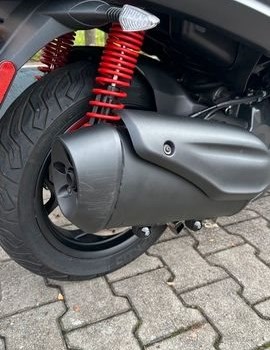 Gebrauchtmotorrad Piaggio MP3 350 ABS-ASR Sport - Bild 4