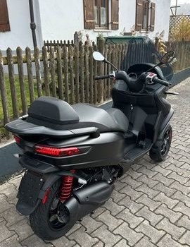 Gebrauchtmotorrad Piaggio MP3 350 ABS-ASR Sport - Bild 9