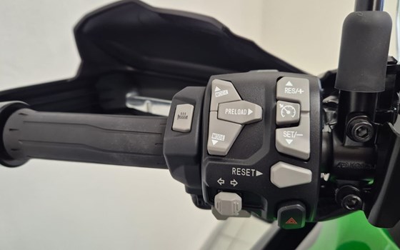 Neufahrzeug Kawasaki Versys 1100 SE - Bild 7