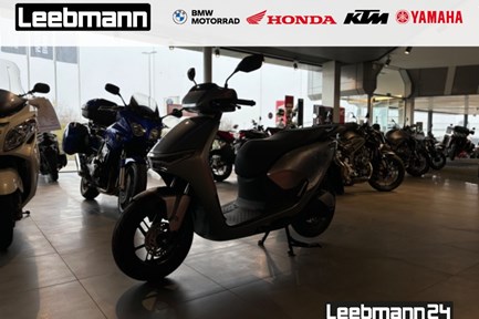 Honda FES 125 Pantheon