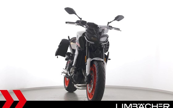 Gebrauchtmotorrad Yamaha MT-09 - Bild 11