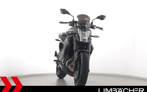 Gebrauchtmotorrad Kawasaki ER-6n - Bild 11