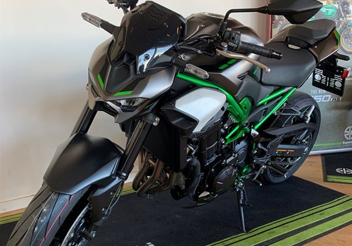 Kawasaki Z900