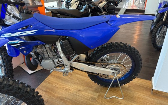 Neufahrzeug Yamaha YZ 250 LC - Bild 1