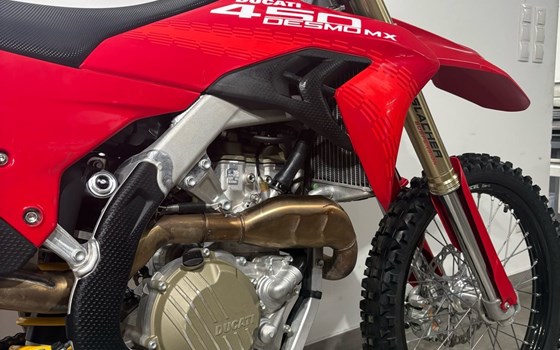 Gebrauchtmotorrad Ducati Desmo450 MX - Bild 3