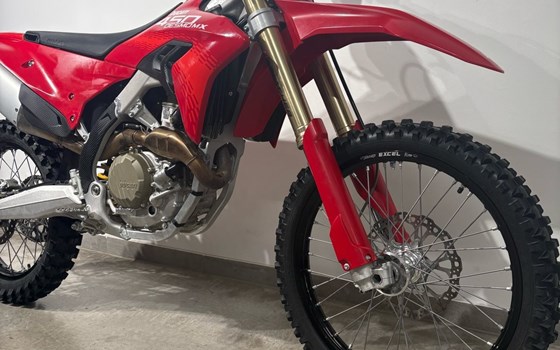 Gebrauchtmotorrad Ducati Desmo450 MX - Bild 2