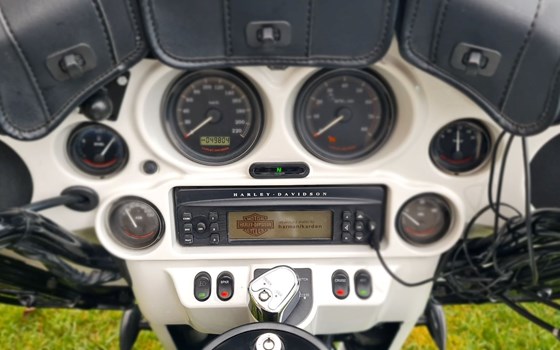 Gebrauchtmotorrad Harley-Davidson Electra Glide Ultra Classic FLHTCU - Bild 13