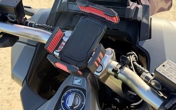 Motorrad Occasion Honda ADV350 - Bild 9