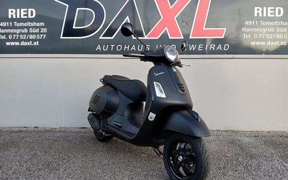 Gebrauchtmotorrad Vespa GTS 125 - Bild 1
