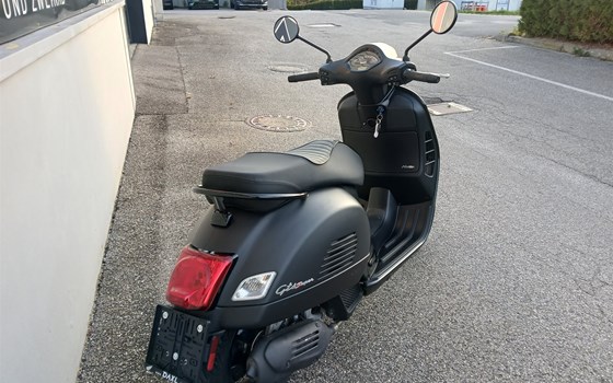 Gebrauchtmotorrad Vespa GTS 125 - Bild 5
