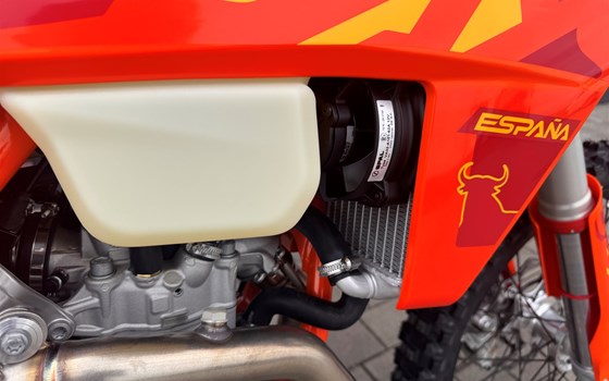 Neufahrzeug KTM 450 EXC-F SIX DAYS - Bild 7