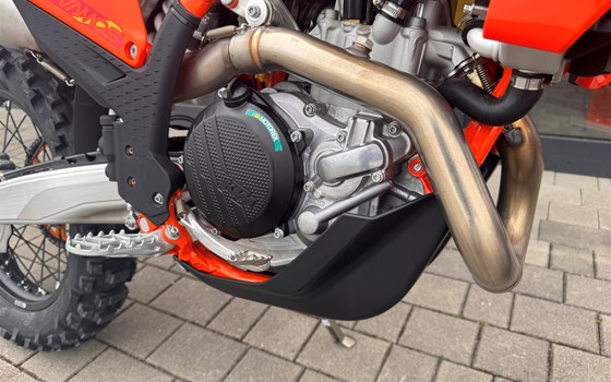 Neufahrzeug KTM 450 EXC-F SIX DAYS - Bild 8