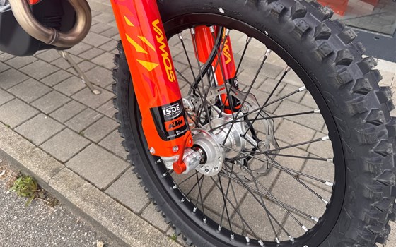 Neufahrzeug KTM 450 EXC-F SIX DAYS - Bild 9