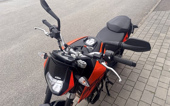 Gebrauchtmotorrad KTM 690 Duke - Bild 10