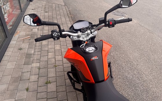 Gebrauchtmotorrad KTM 690 Duke - Bild 6
