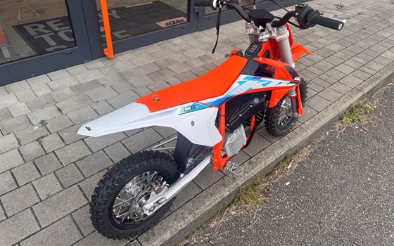 Neufahrzeug KTM SX-E 3 - Bild 3