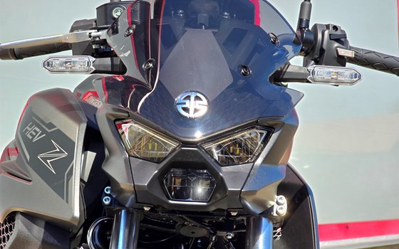 Gebrauchtmotorrad Kawasaki Z7 Hybrid - Bild 15