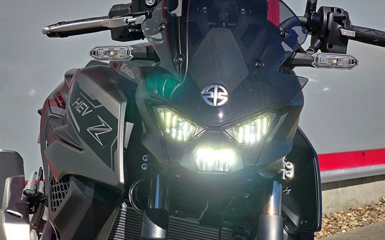 Gebrauchtmotorrad Kawasaki Z7 Hybrid - Bild 17
