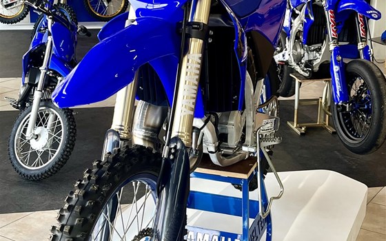 Neufahrzeug Yamaha YZ125LC - Bild 3