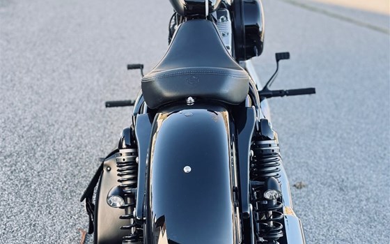 Gebrauchtmotorrad Harley-Davidson Sportster XL 1200X Forty-Eight - Bild 5