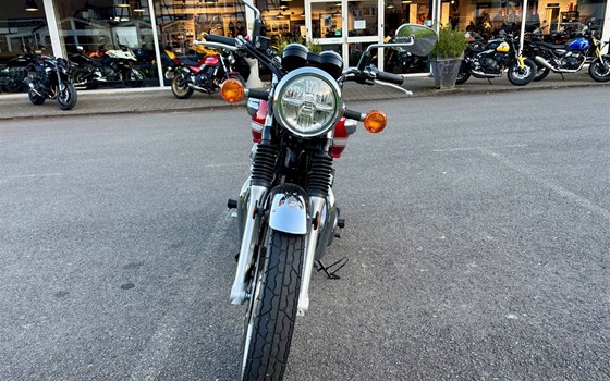 Gebrauchtmotorrad Kawasaki W800 - Bild 6