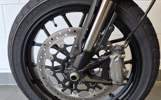Gebrauchtmotorrad Ducati Scrambler Full Throttle - Bild 17