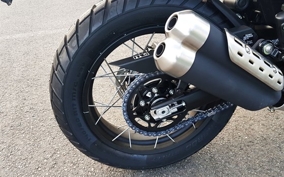 Neufahrzeug Triumph Scrambler 400 XC - Bild 9