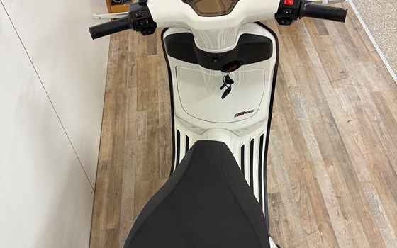 Neufahrzeug Vespa Sprint 125 S - Bild 4