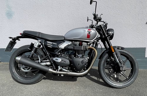 Neumotorrad Triumph Speed Twin 900