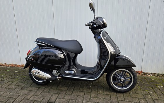 Neufahrzeug Vespa GTS 300 Super - Bild 2