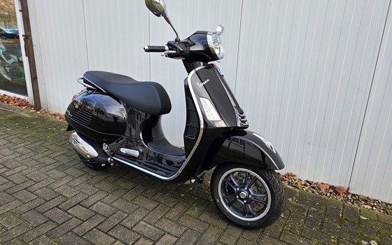 Neufahrzeug Vespa GTS 300 Super - Bild 1