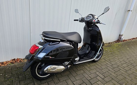 Neufahrzeug Vespa GTS 300 Super - Bild 4