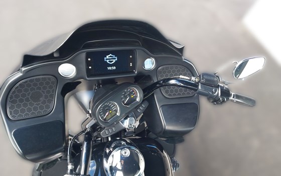 Gebrauchtmotorrad Harley-Davidson CVO Road Glide Ultra FLTRUSE - Bild 7