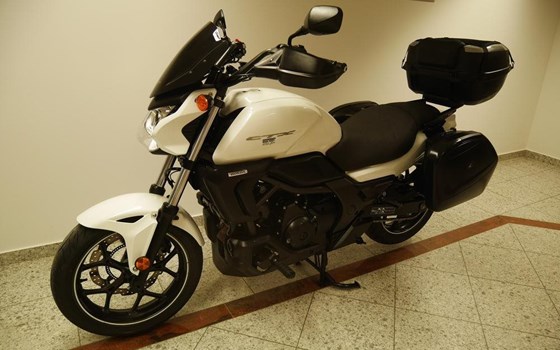 Gebrauchtmotorrad Honda CTX 700 N - Bild 4