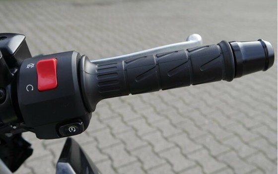 Gebrauchtmotorrad Kawasaki Z650 - Bild 16