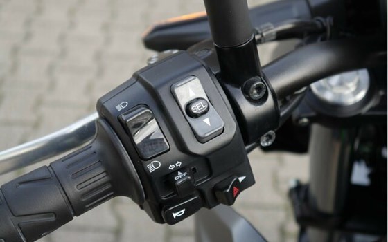 Gebrauchtmotorrad Kawasaki Z650 - Bild 18