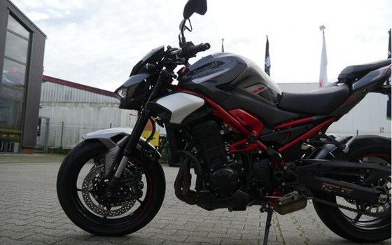 Gebrauchtmotorrad Kawasaki Z900 - Bild 9